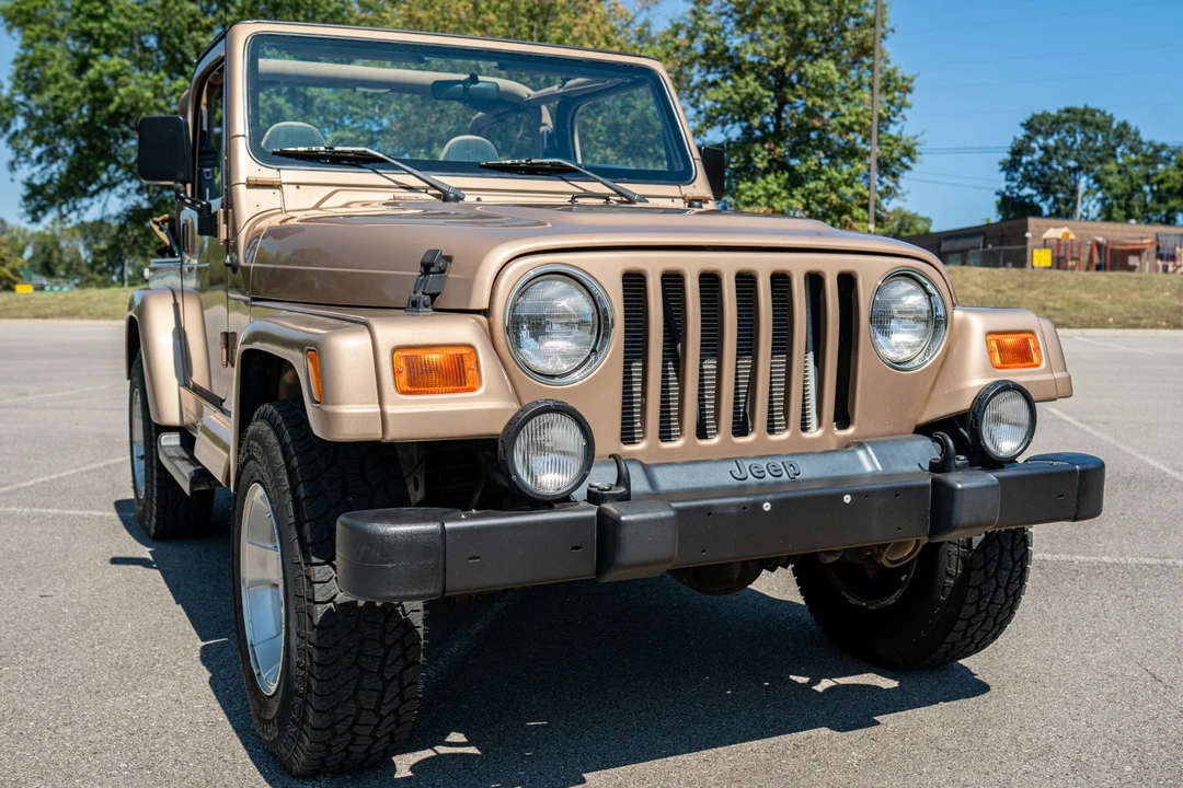 2000 Jeep TJ Wrangler - Image 3 of 31