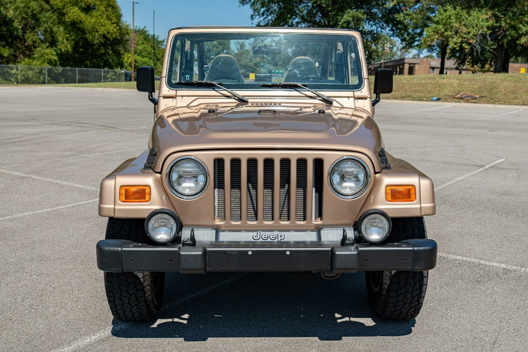 2000 Jeep TJ Wrangler - Image 12 of 31