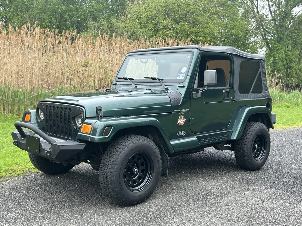 2000 Jeep TJ Wrangler - Image 3 of 31