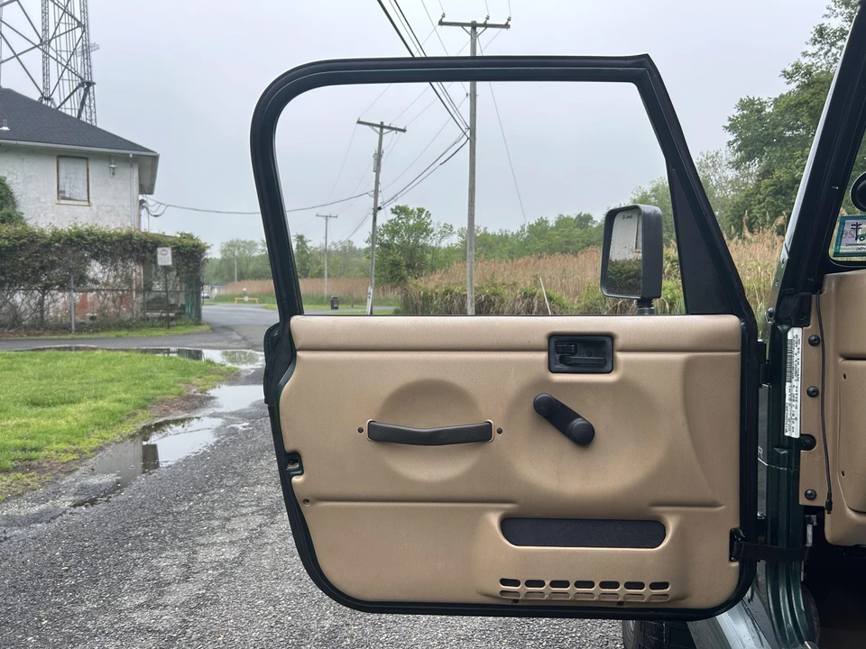 2000 Jeep TJ Wrangler - Image 26 of 31