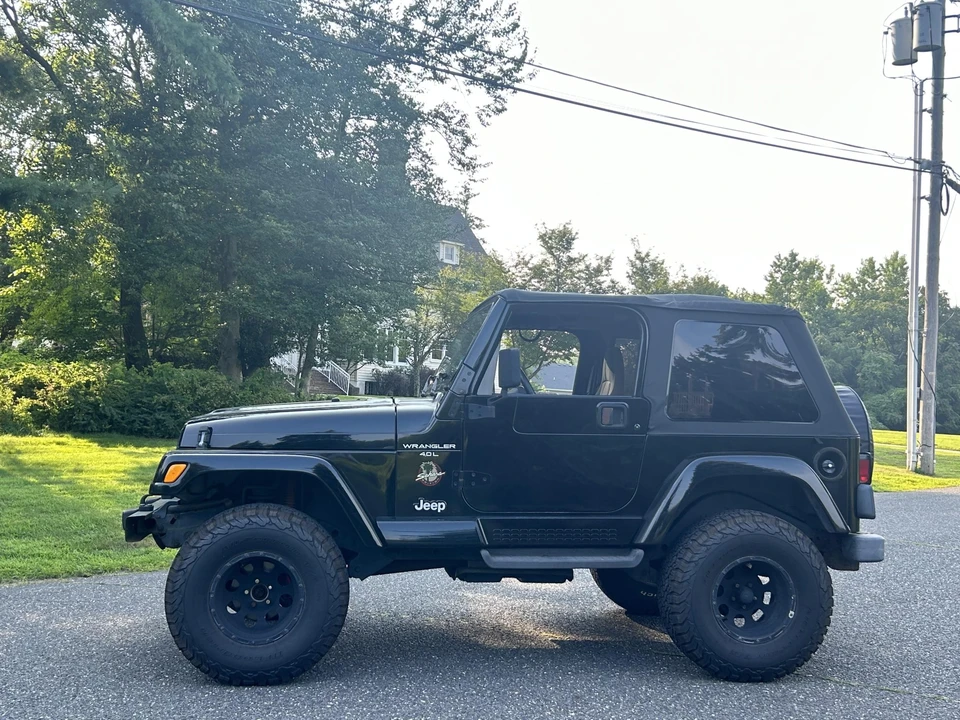 2000 Jeep TJ Wrangler - Image 9 of 31
