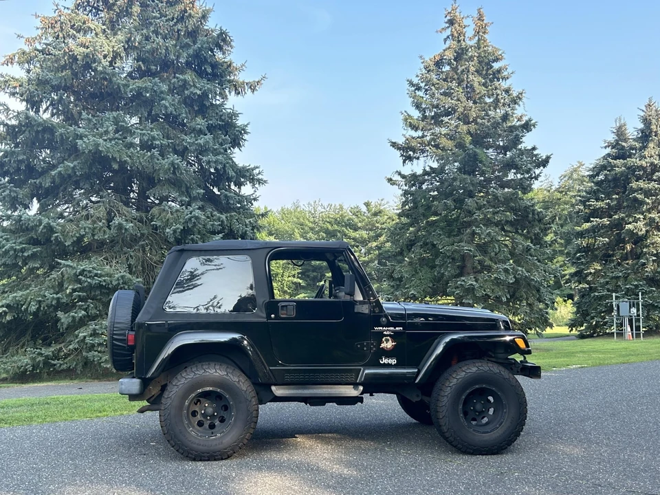 2000 Jeep TJ Wrangler - Image 15 of 31