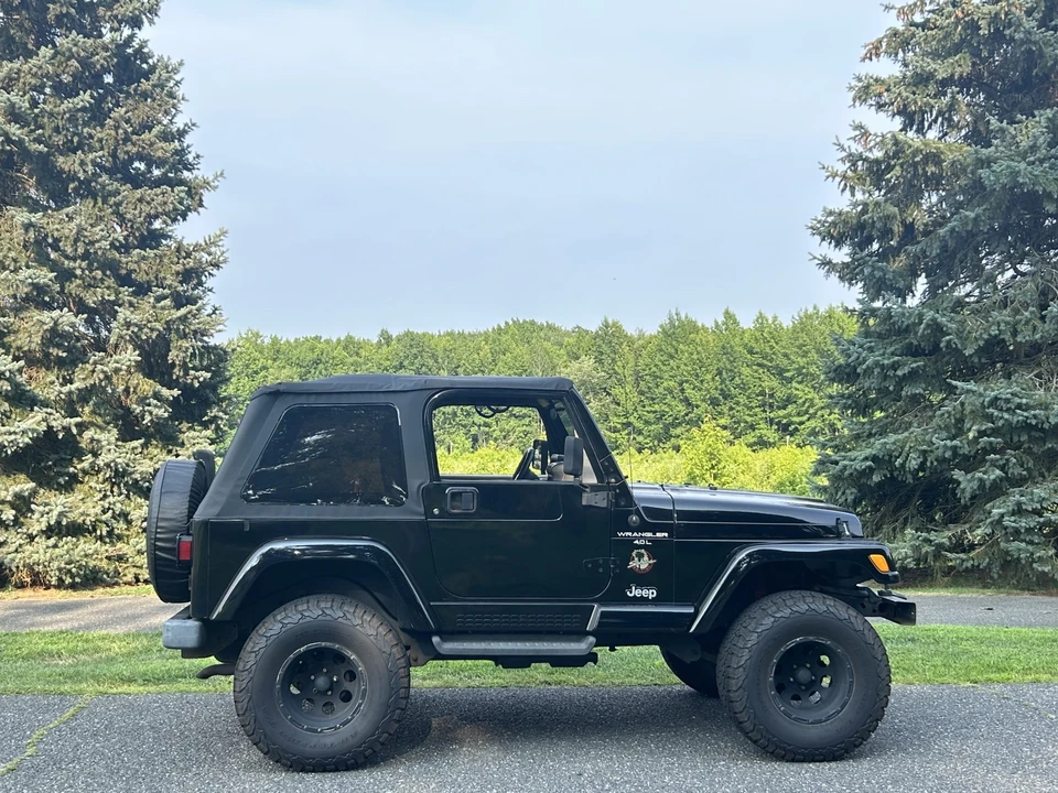 2000 Jeep TJ Wrangler - Image 16 of 31