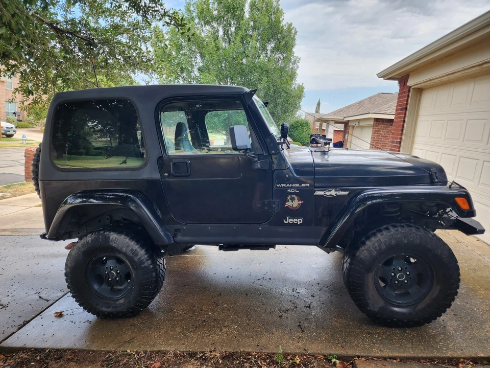 2000 Jeep TJ Wrangler - Image 8 of 31