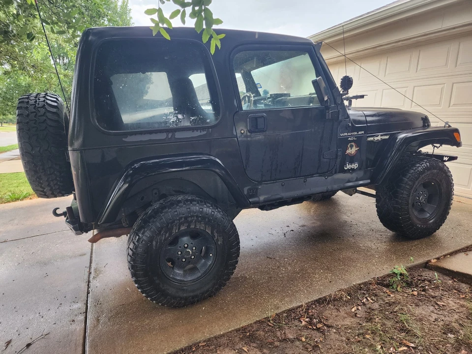 2000 Jeep TJ Wrangler - Image 9 of 31