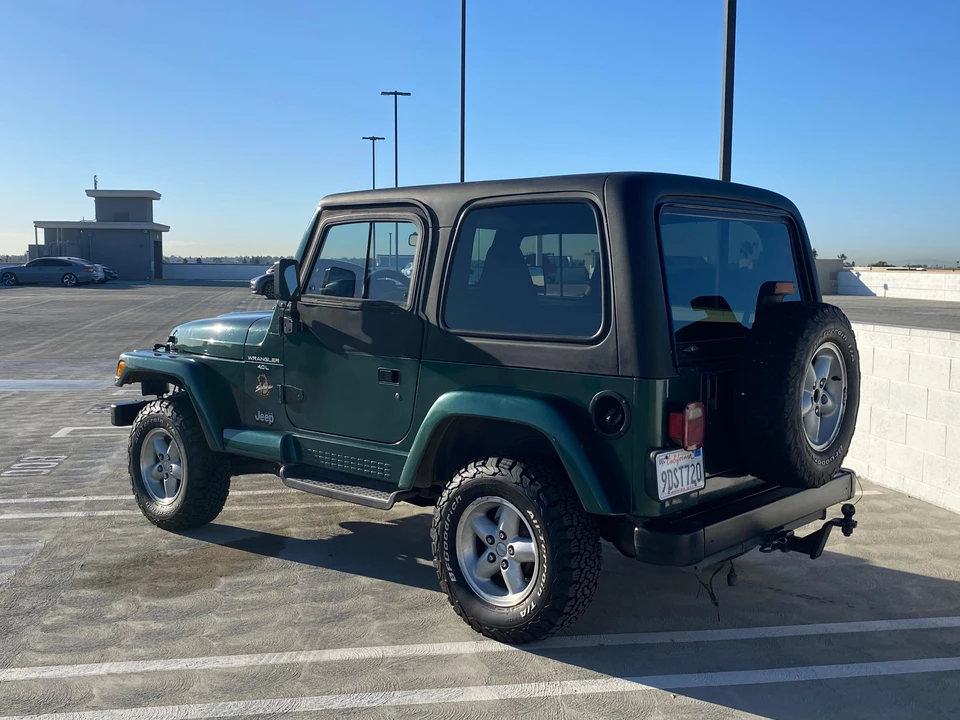 2000 Jeep TJ Wrangler - Image 9 of 31