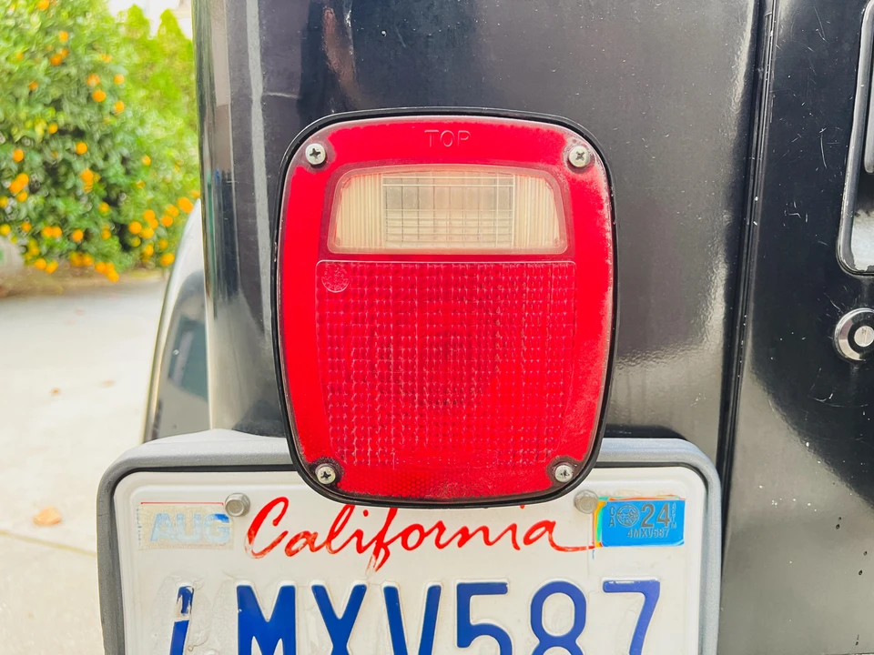 2000 Jeep TJ Wrangler - Image 18 of 31