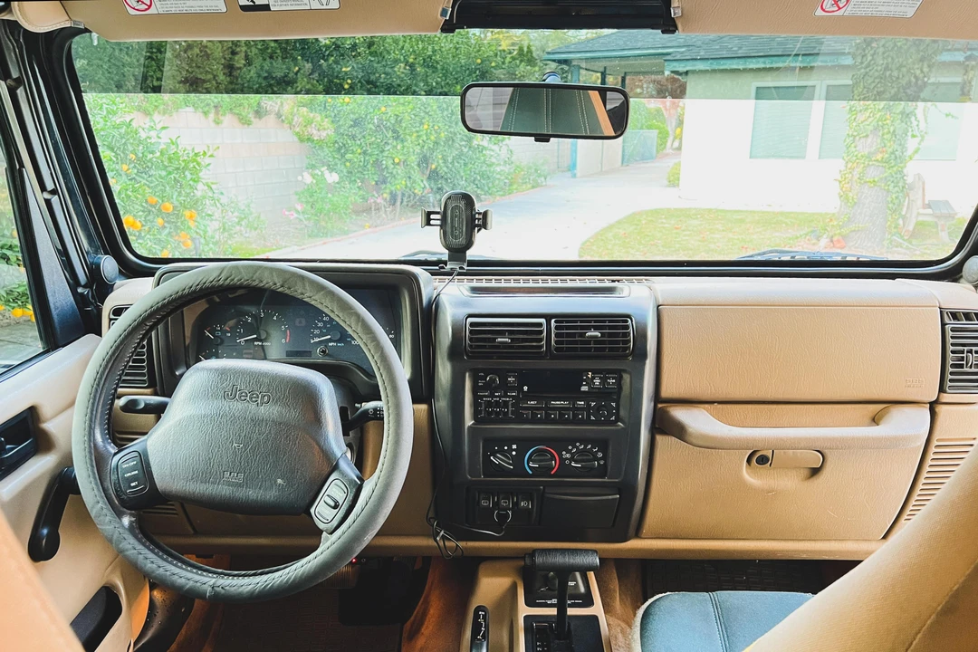 2000 Jeep TJ Wrangler - Image 26 of 31