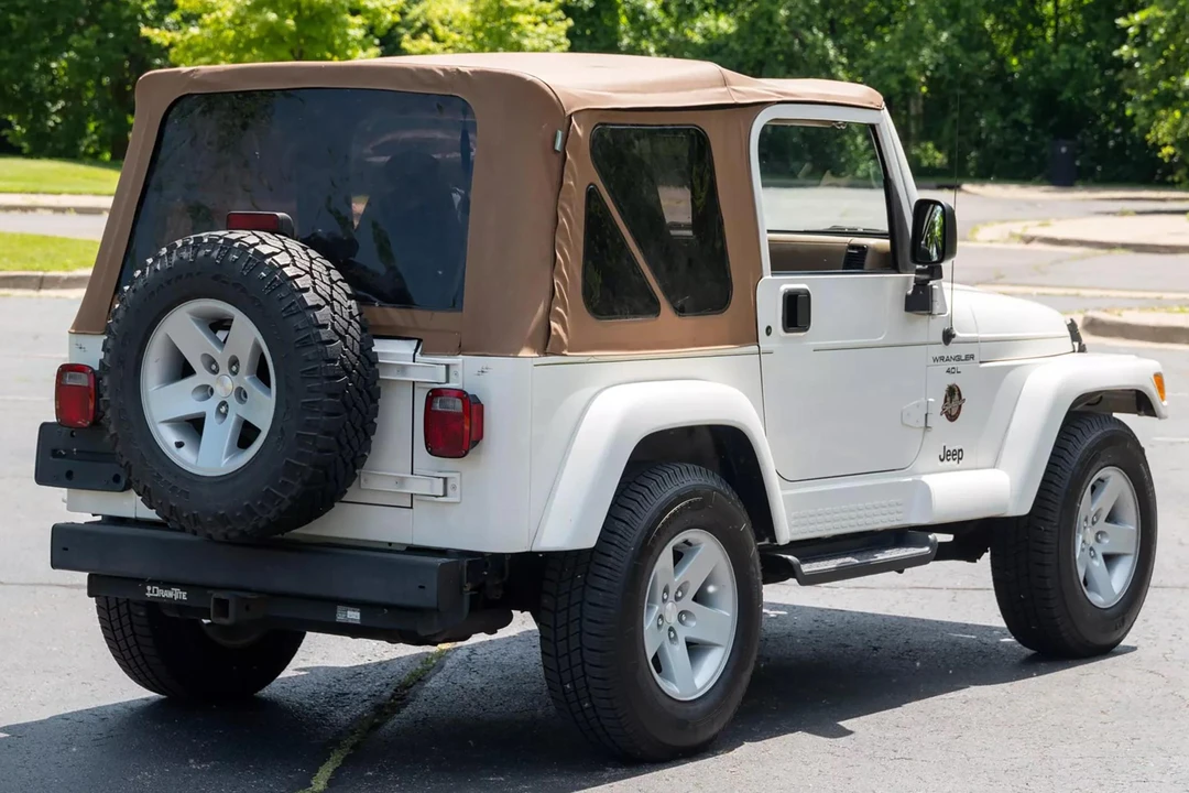 2000 Jeep TJ Wrangler - Image 4 of 31
