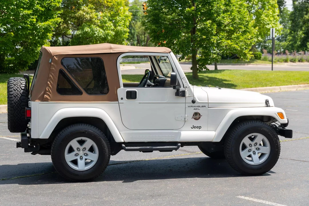 2000 Jeep TJ Wrangler - Image 16 of 31