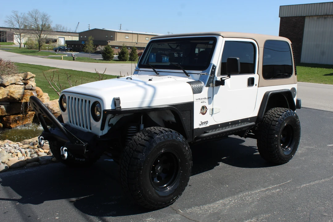 2000 Jeep TJ Wrangler - Image 2 of 31