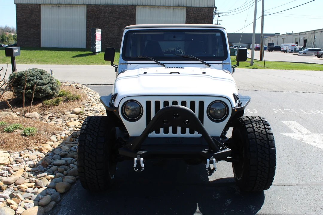 2000 Jeep TJ Wrangler - Image 9 of 31