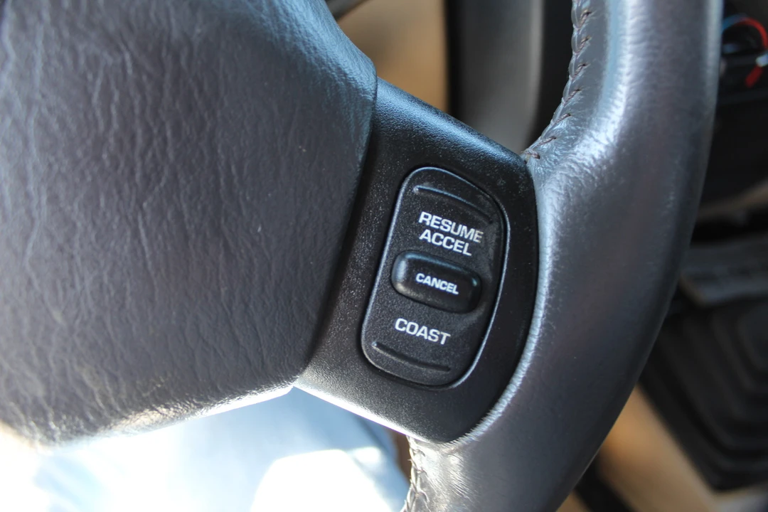 2000 Jeep TJ Wrangler - Image 15 of 31