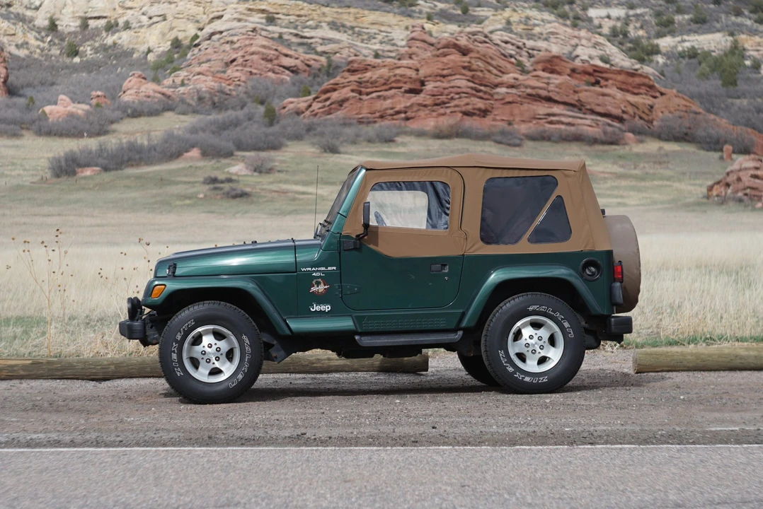 2000 Jeep TJ Wrangler - Image 5 of 31