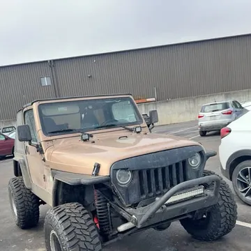 2000 Jeep Wrangler Sahara