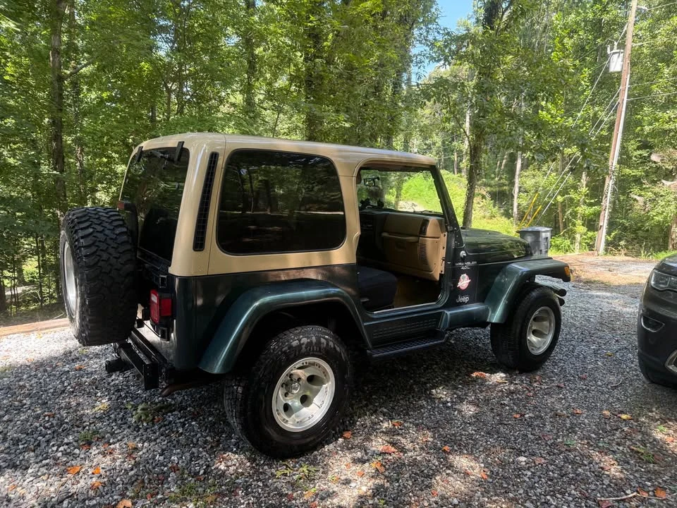 2000 Jeep TJ Wrangler - Image 2 of 6