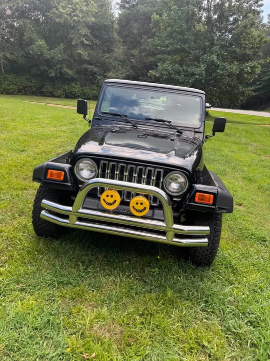 2000 Jeep TJ Wrangler - Image 2 of 5