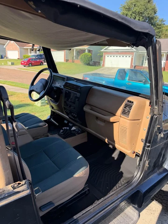 2000 Jeep TJ Wrangler - Image 10 of 11