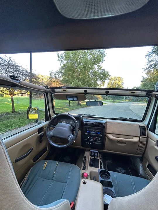 2000 Jeep TJ Wrangler - Image 15 of 19