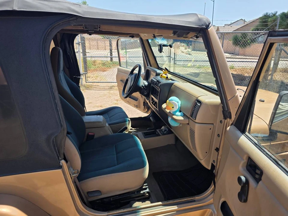 2000 Jeep TJ Wrangler - Image 11 of 17