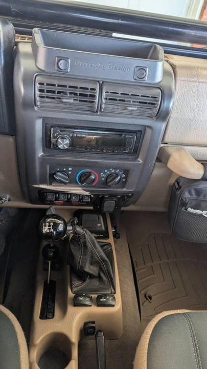 2000 Jeep TJ Wrangler - Image 15 of 23