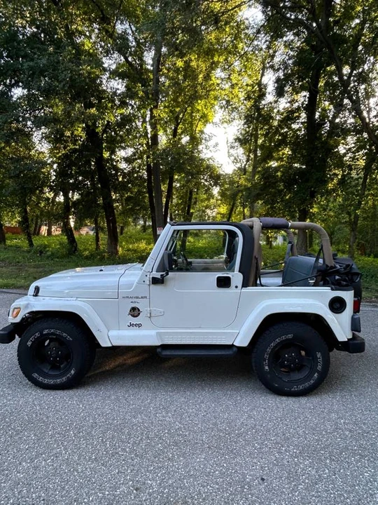 2000 Jeep TJ Wrangler - Image 16 of 19