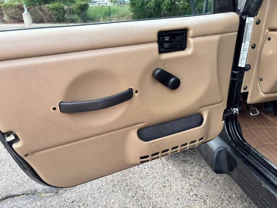 2000 Jeep TJ Wrangler - Image 16 of 20