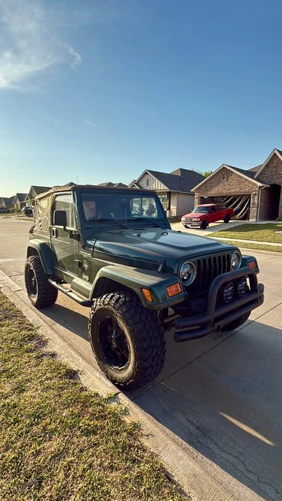 2000 Jeep TJ Wrangler - Image 2 of 7
