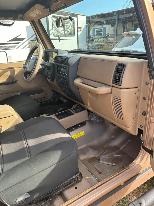 2000 Jeep TJ Wrangler - Image 10 of 12