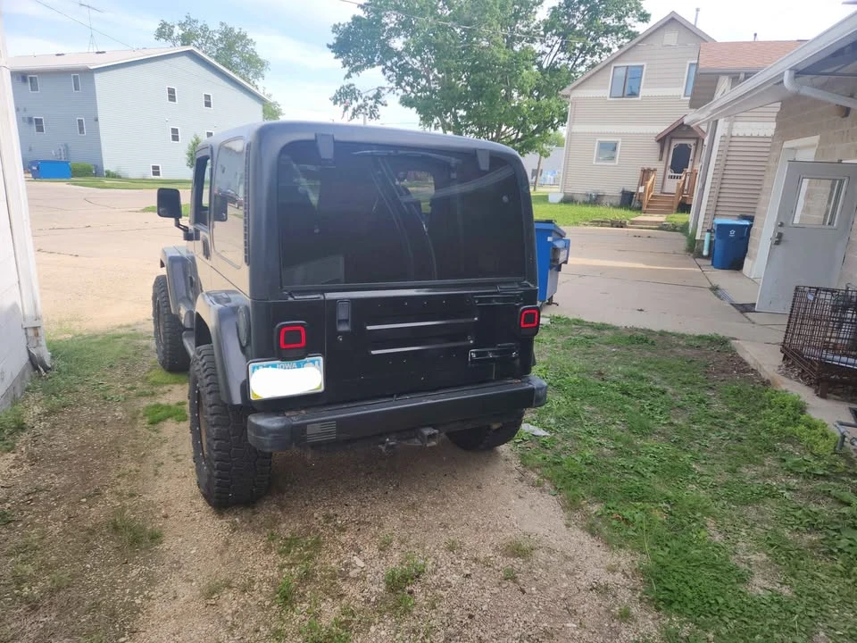 2000 Jeep TJ Wrangler - Image 3 of 7