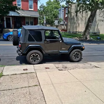 2000 Jeep Wrangler Sahara Sport Utility 2D