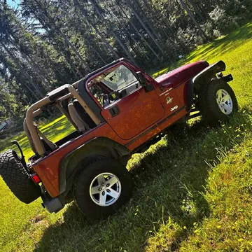 2000 Jeep Wrangler Sahara Sport Utility 2D