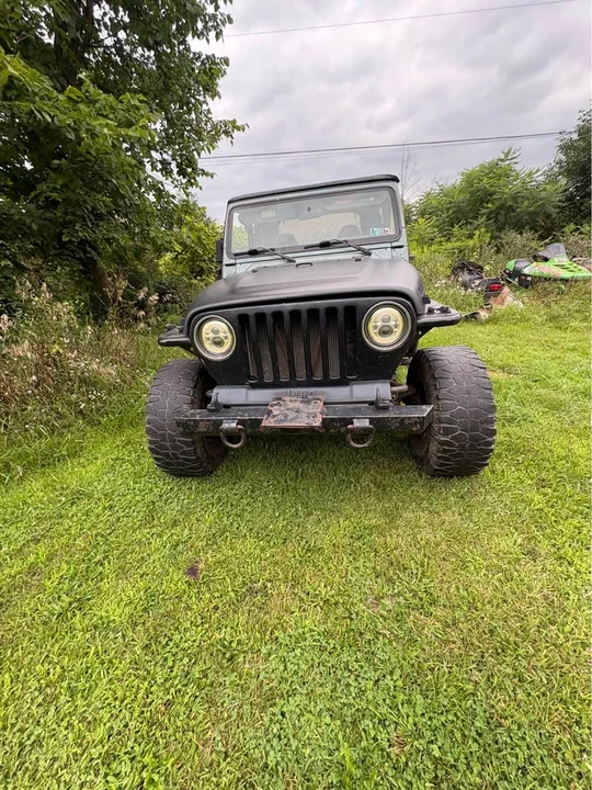 2000 Jeep TJ Wrangler - Image 2 of 19