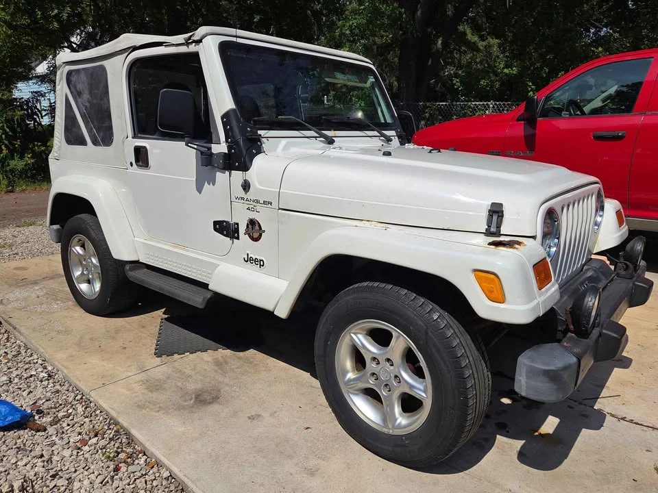 2000 Jeep TJ Wrangler - Image 8 of 13