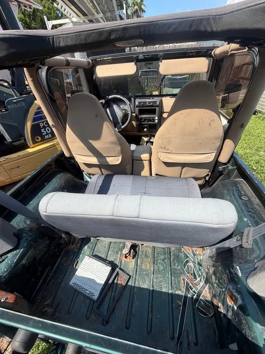 2000 Jeep TJ Wrangler - Image 5 of 6