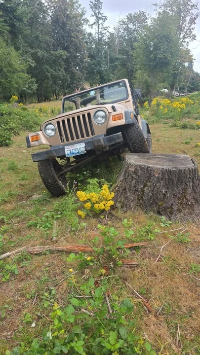 2000 Jeep TJ Wrangler - Image 3 of 3