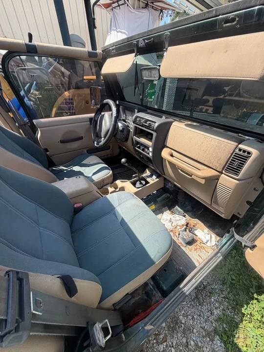 2000 Jeep TJ Wrangler - Image 4 of 6