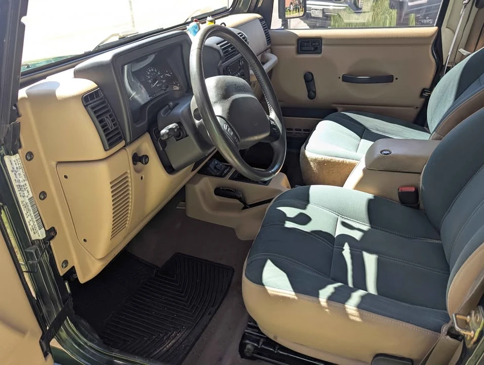 2000 Jeep TJ Wrangler - Image 10 of 13