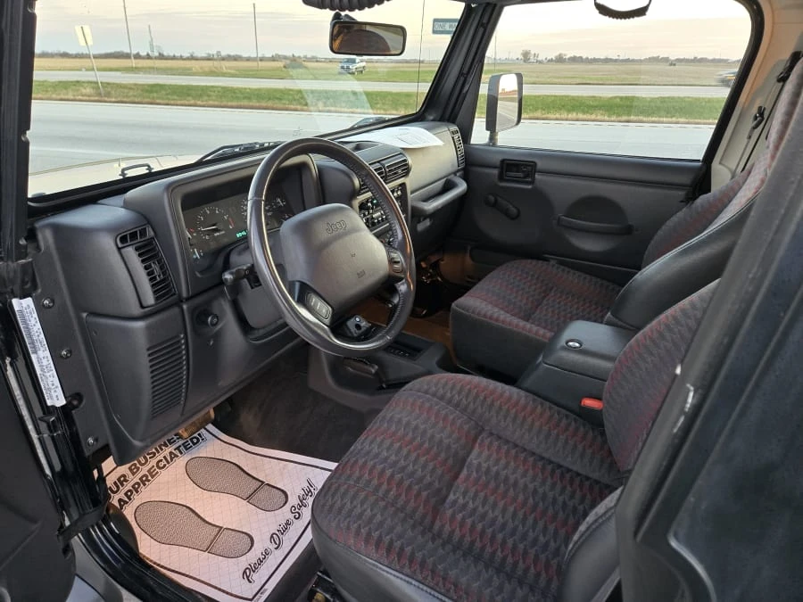 2000 Jeep TJ Wrangler - Image 10 of 16