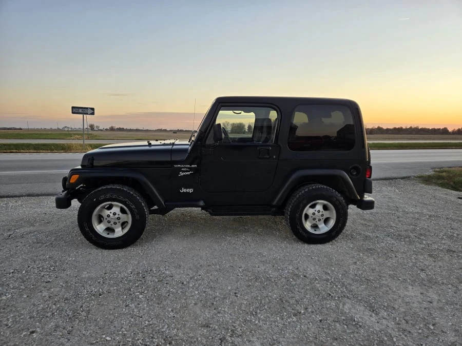 2000 Jeep TJ Wrangler - Image 2 of 16
