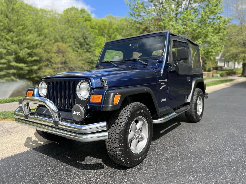 2000 Jeep TJ Wrangler - Image 2 of 31
