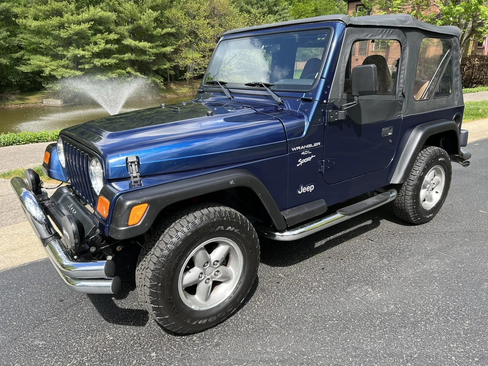 2000 Jeep TJ Wrangler - Image 3 of 31