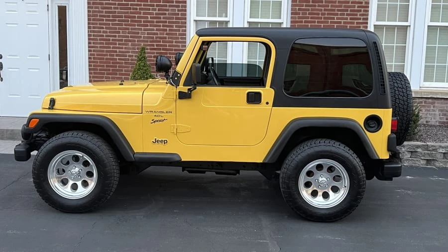 2000 Jeep TJ Wrangler - Image 2 of 8