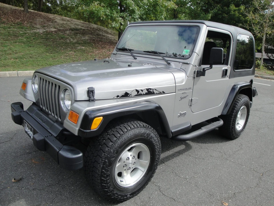 2000 Jeep TJ Wrangler - Image 2 of 31