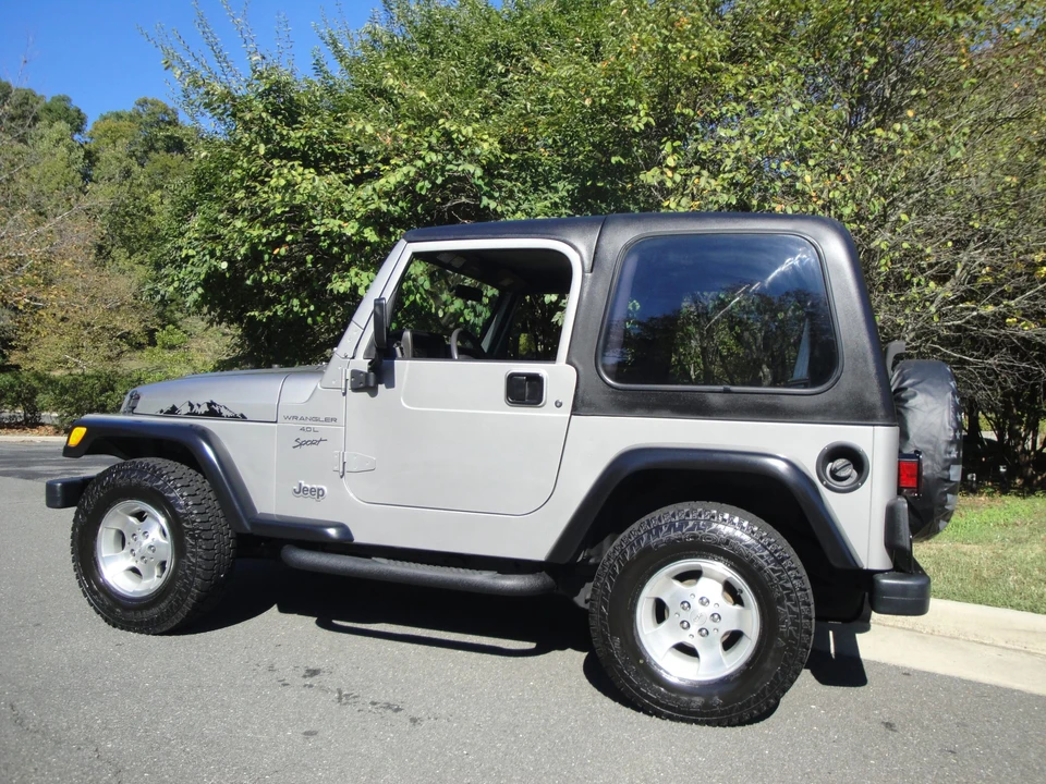 2000 Jeep TJ Wrangler - Image 15 of 31