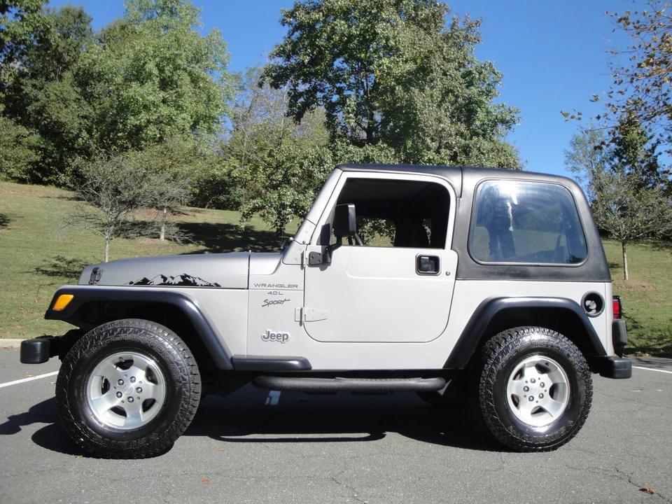 2000 Jeep TJ Wrangler - Image 11 of 31