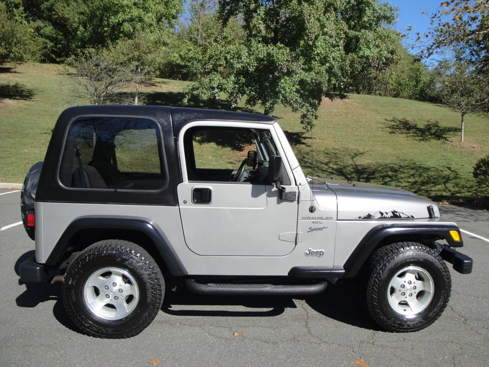 2000 Jeep TJ Wrangler - Image 19 of 31