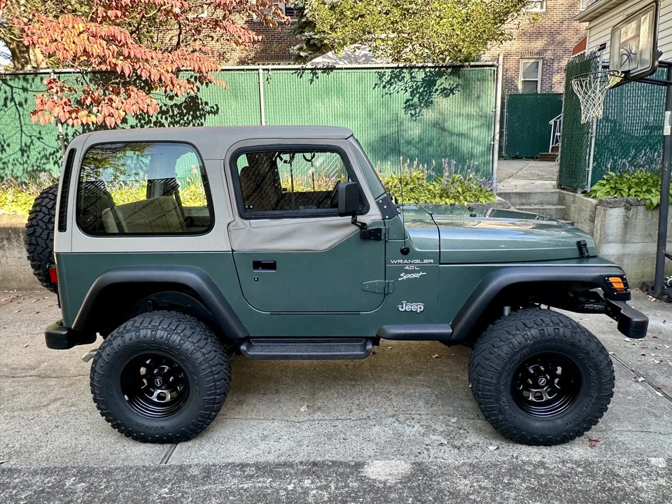 2000 Jeep TJ Wrangler - Image 11 of 31