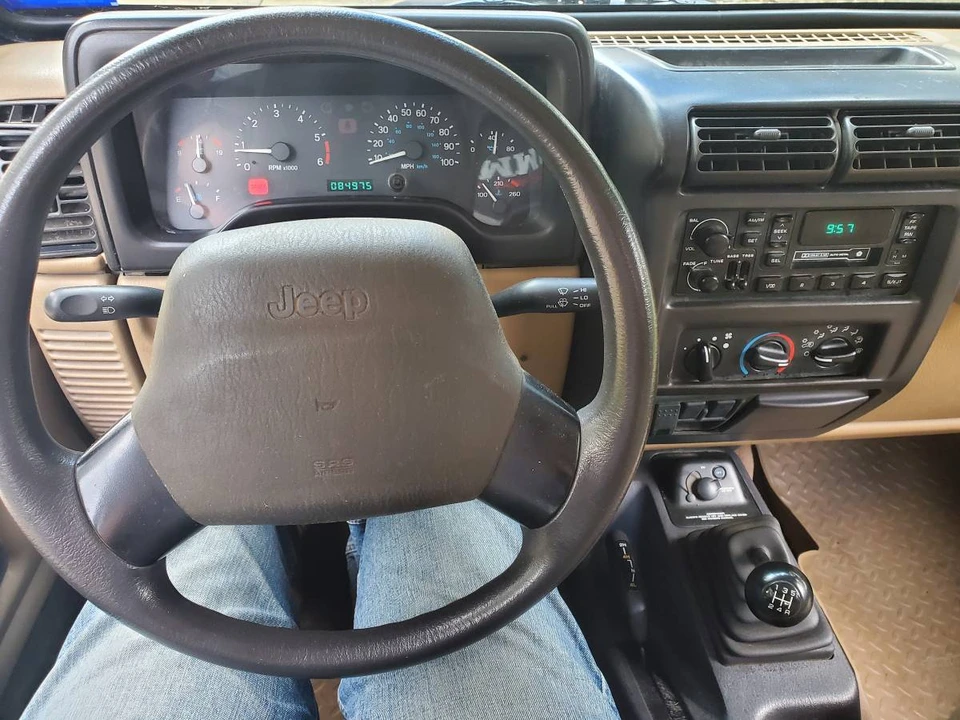 2000 Jeep TJ Wrangler - Image 5 of 7