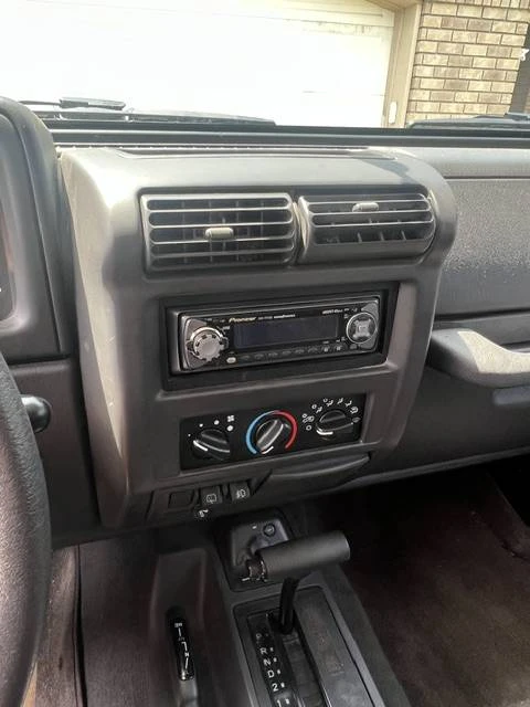 2000 Jeep TJ Wrangler - Image 5 of 8